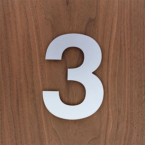 Chiffre découpé alu 3.webp